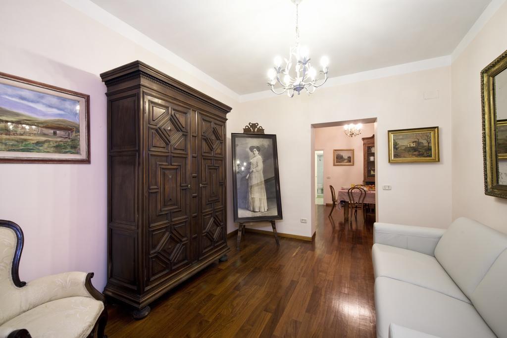 Fontana De Trevi Apartment Roma Phòng bức ảnh